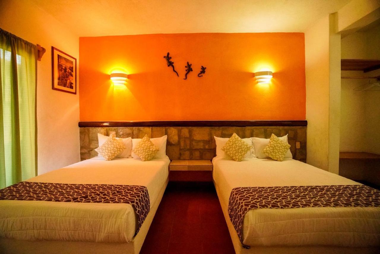Hotel Casa Arena ซีฮัวตาเนโค ภายนอก รูปภาพ