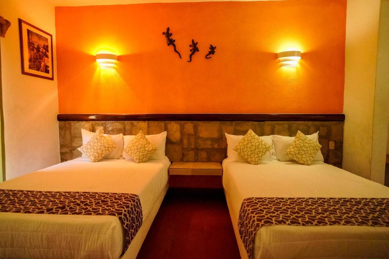 Hotel Casa Arena ซีฮัวตาเนโค ภายนอก รูปภาพ
